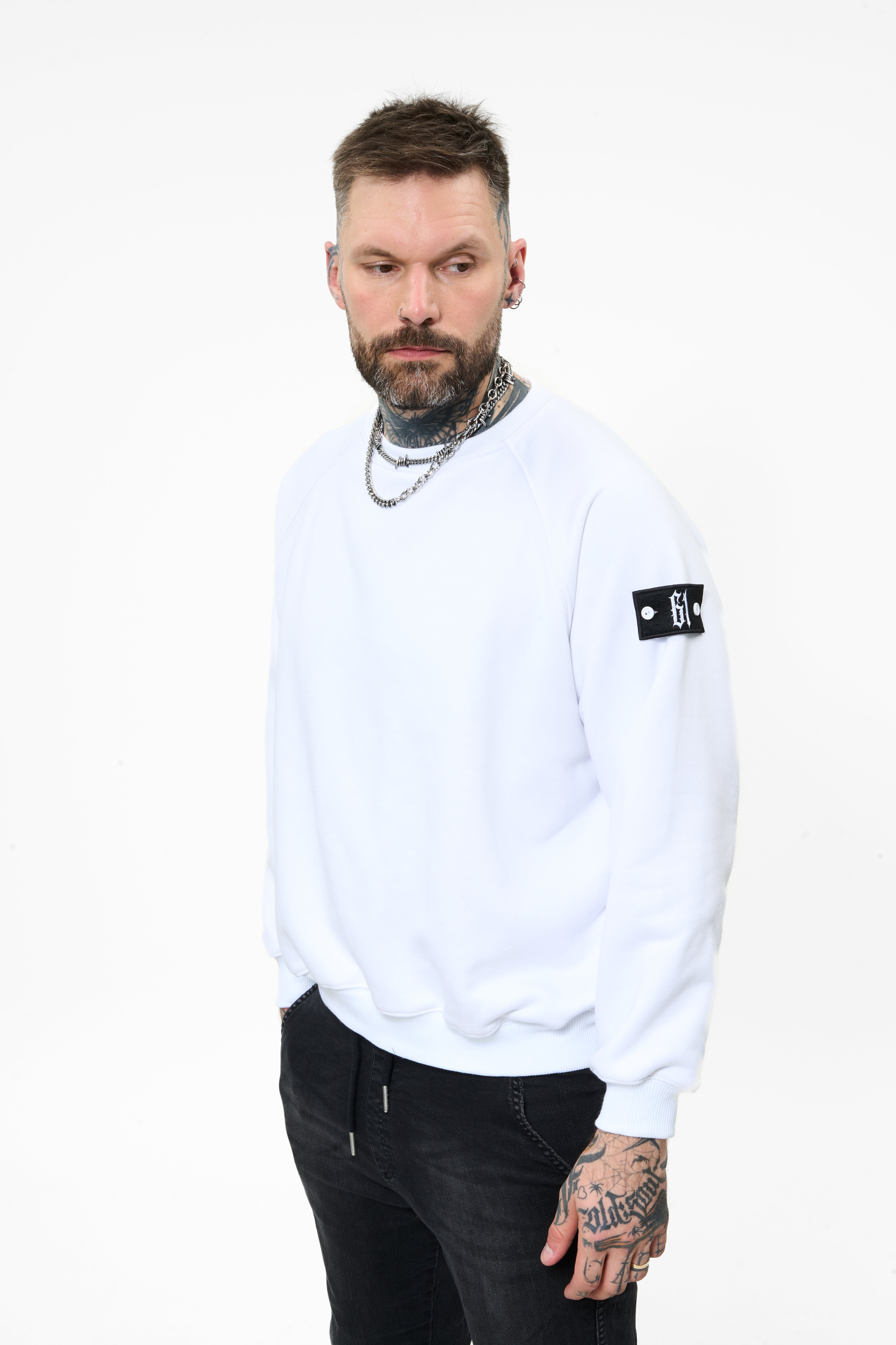 sweatshirt model 01