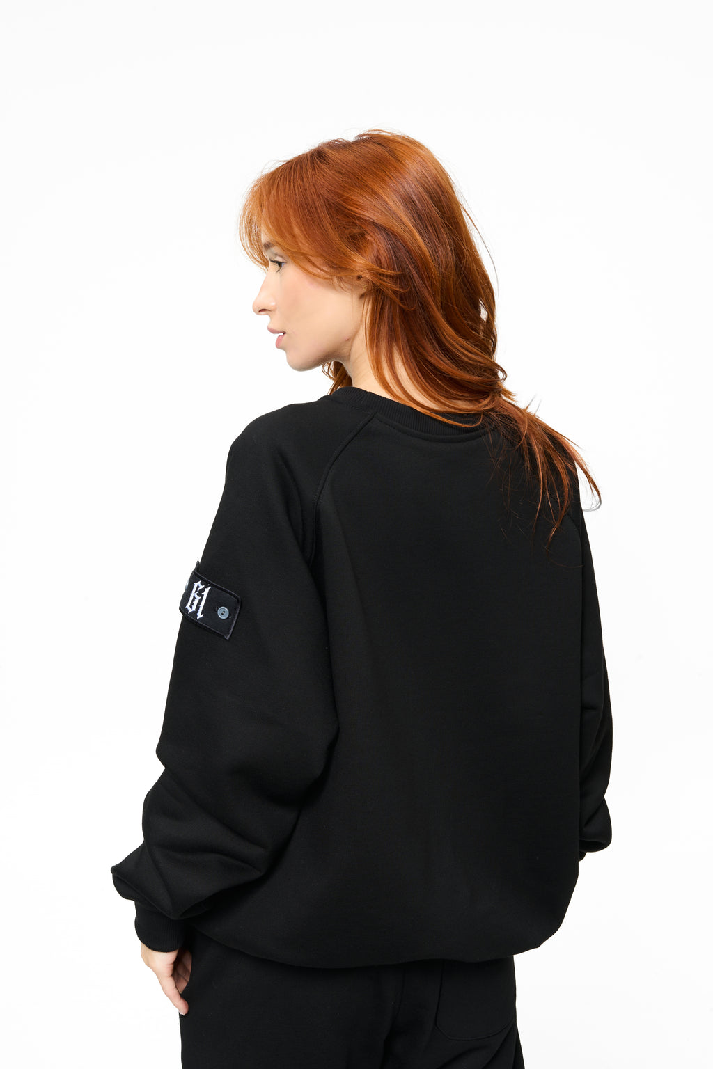 sweatshirt model 01