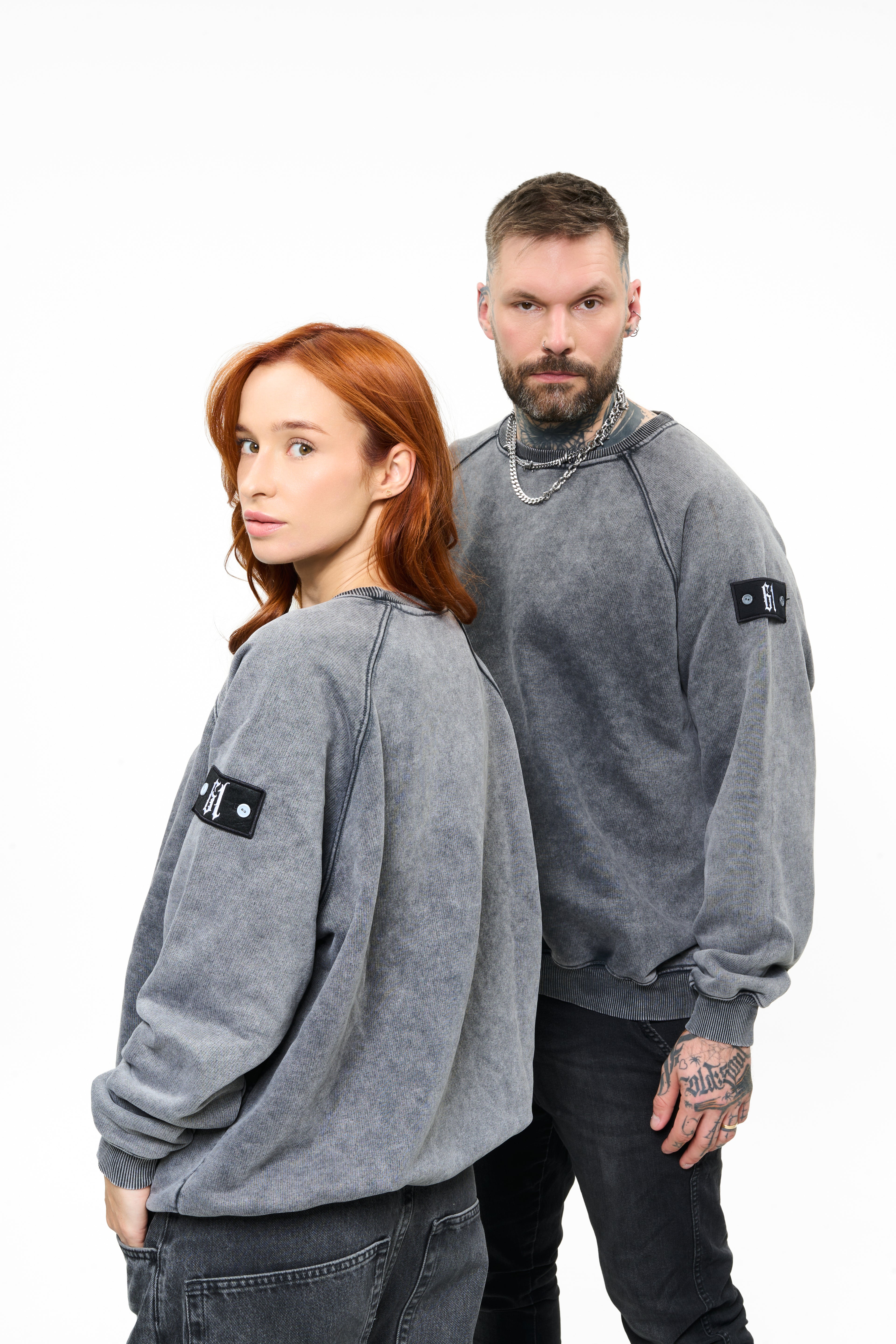 sweatshirt model 01
