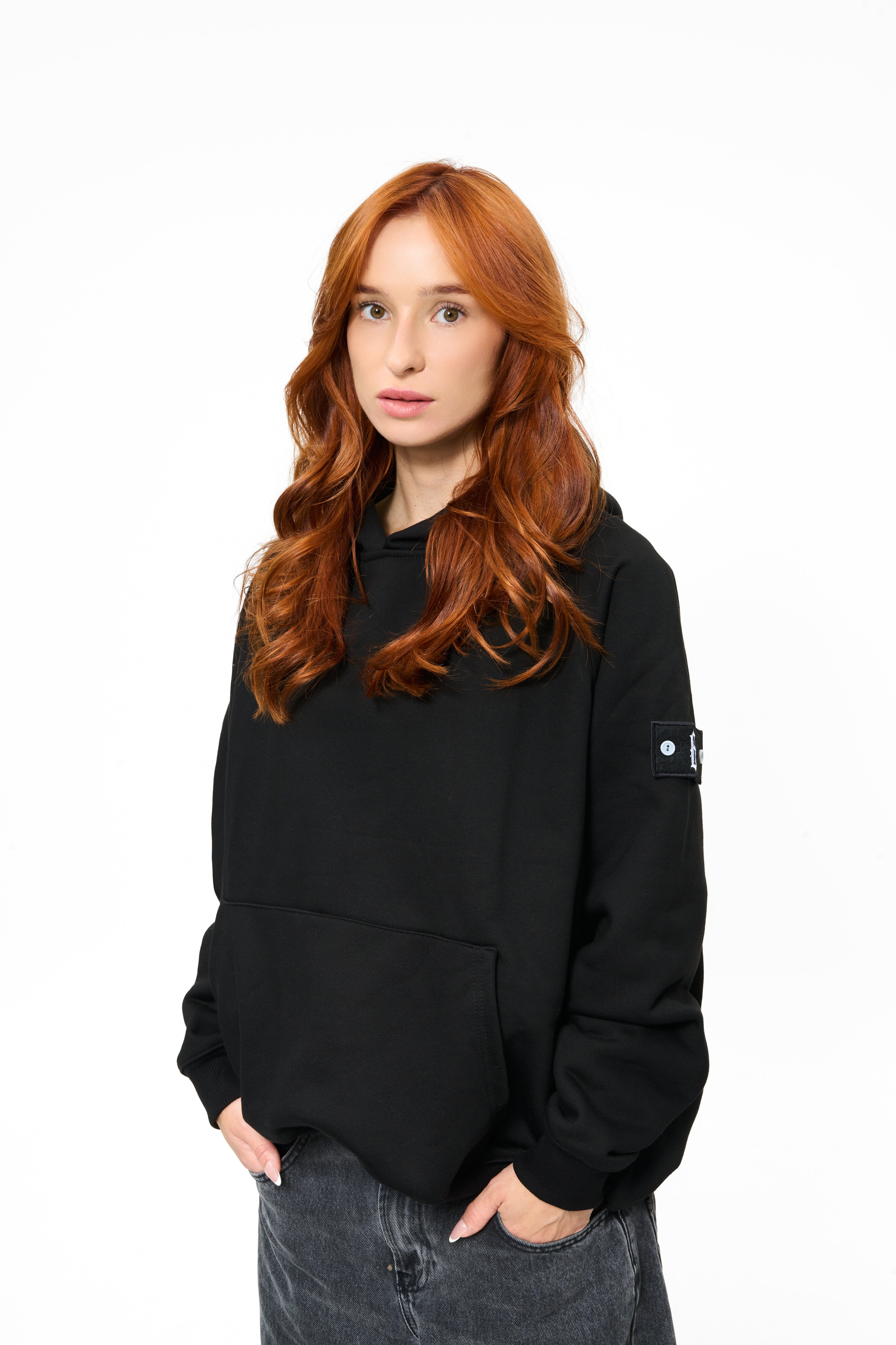 hoodie model 03