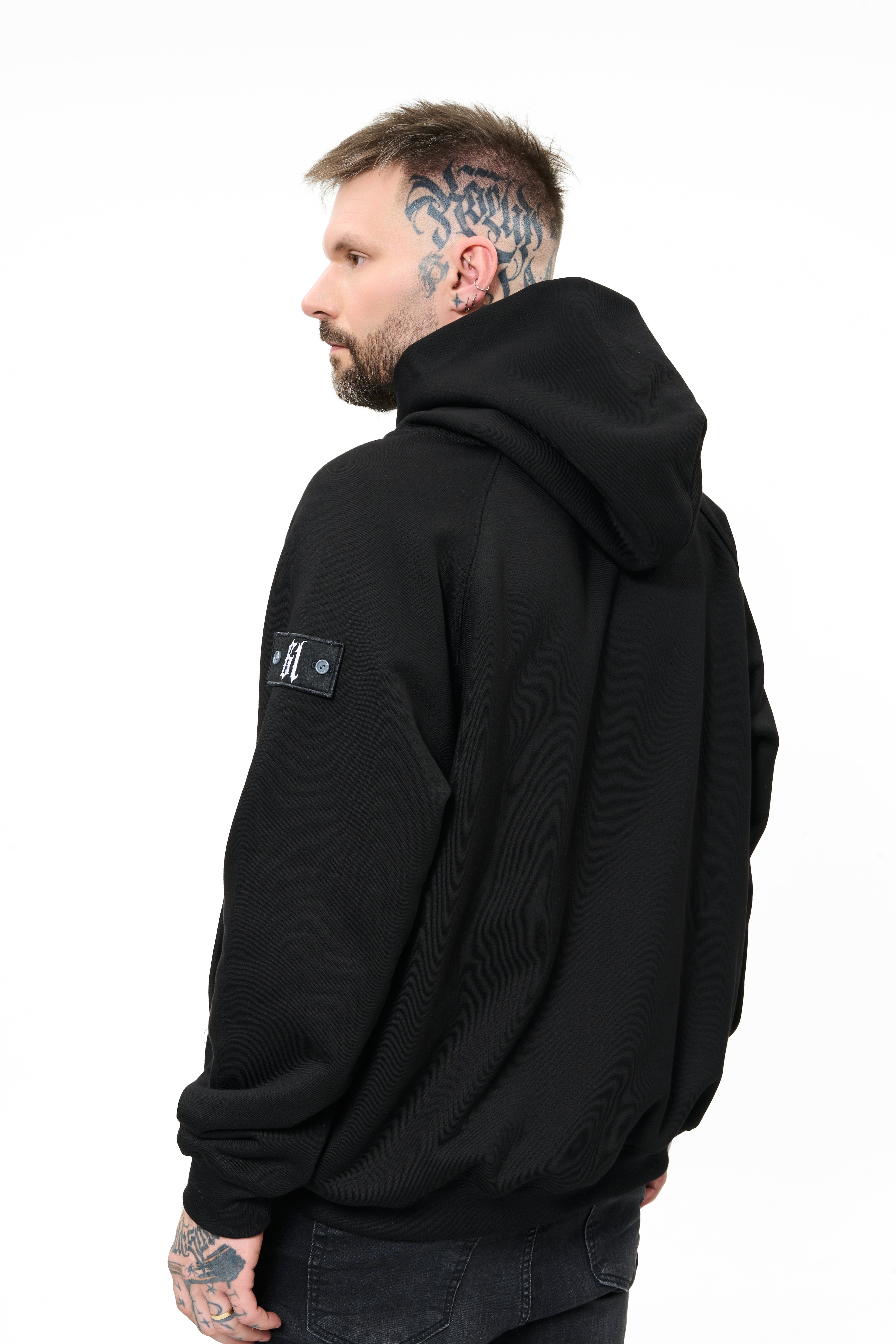 hoodie model 03
