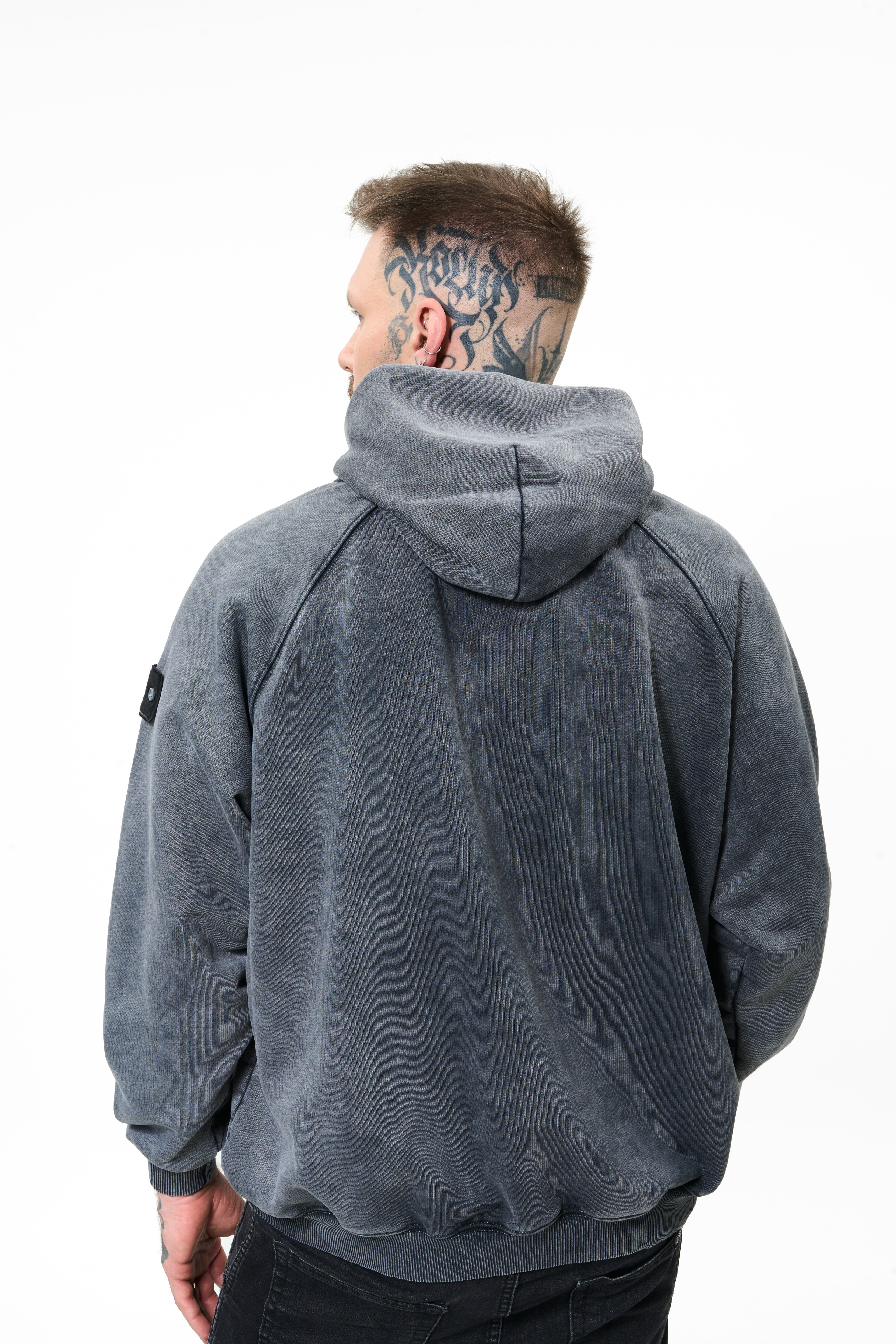 hoodie model 03