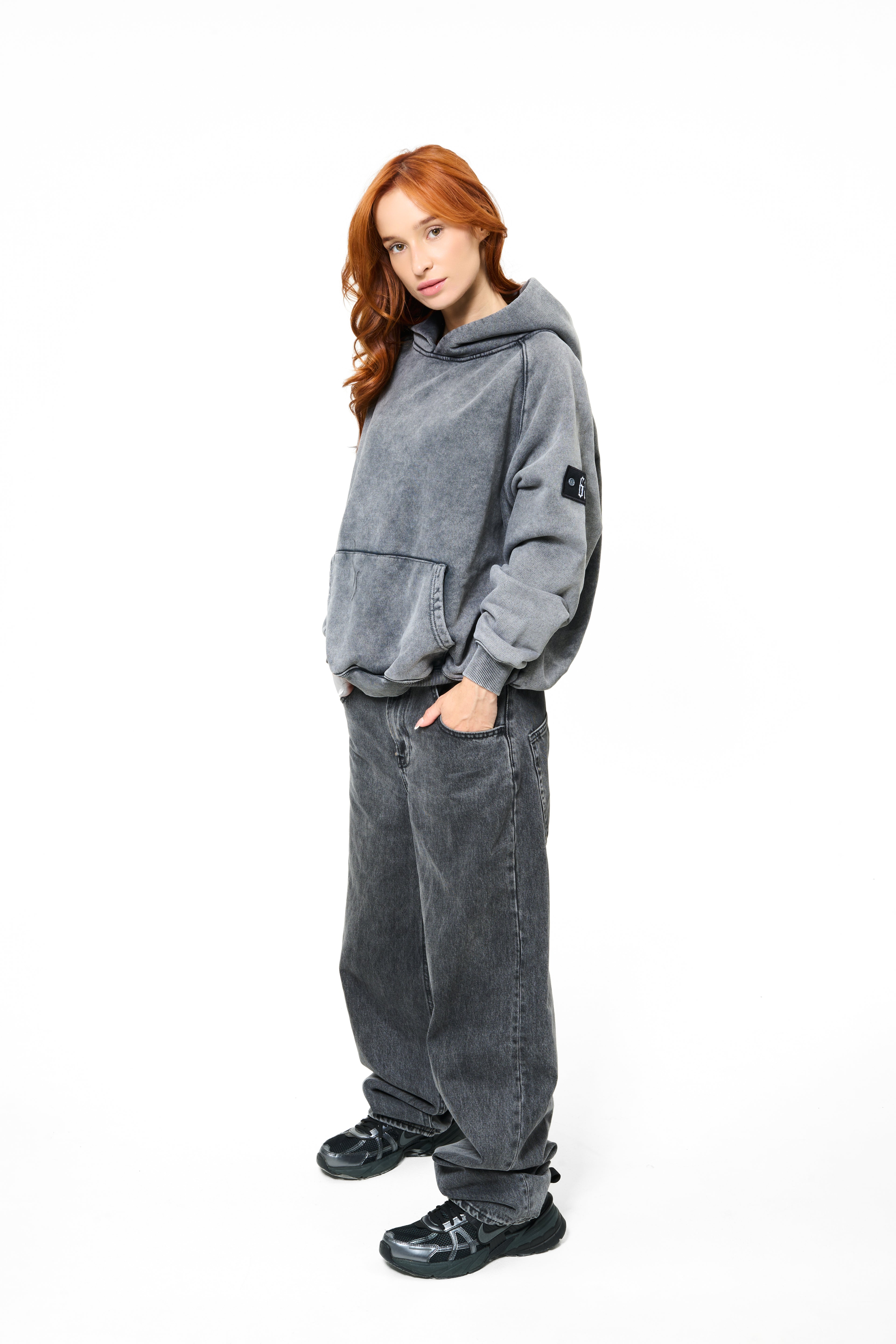 hoodie model 03