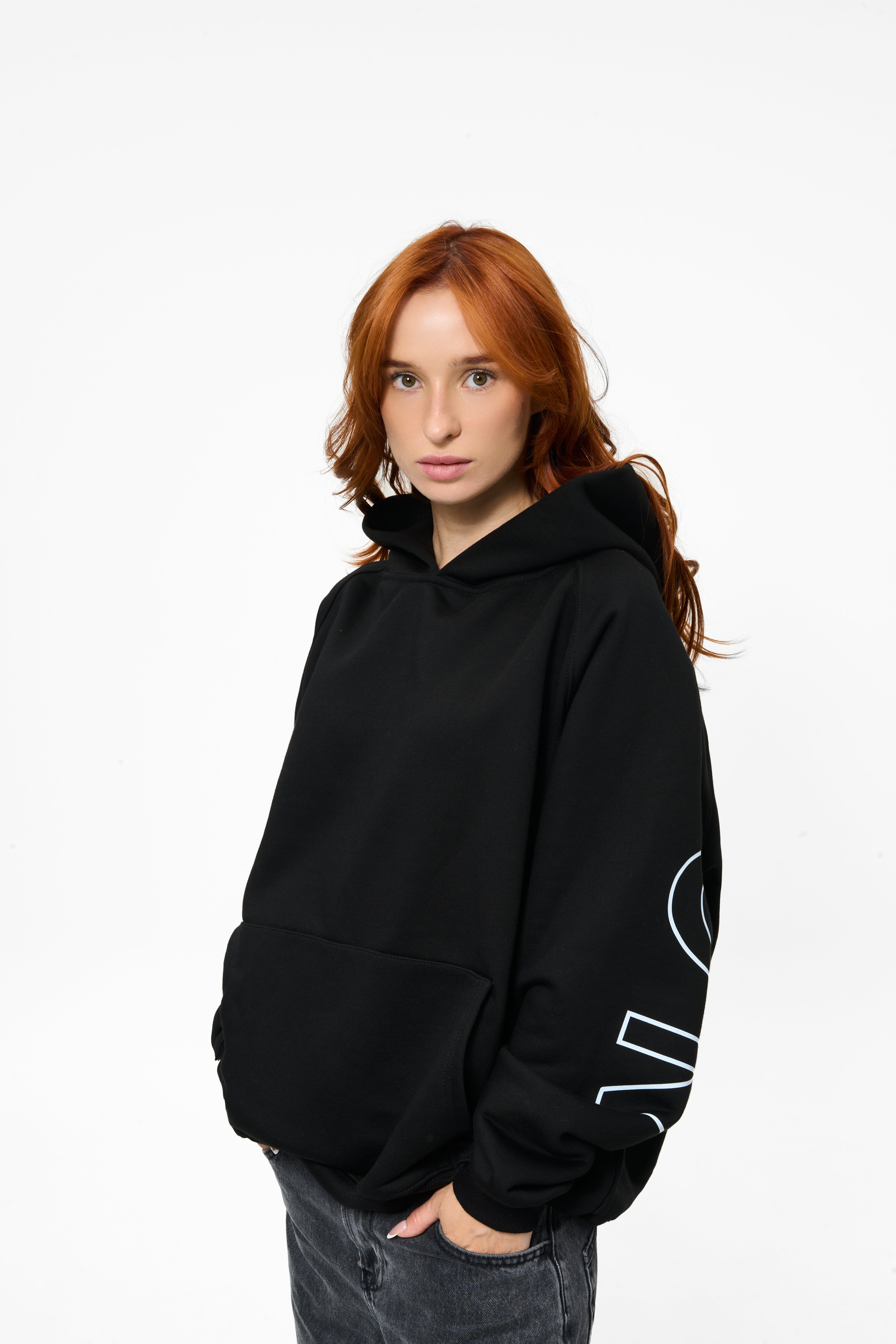 hoodie model 05