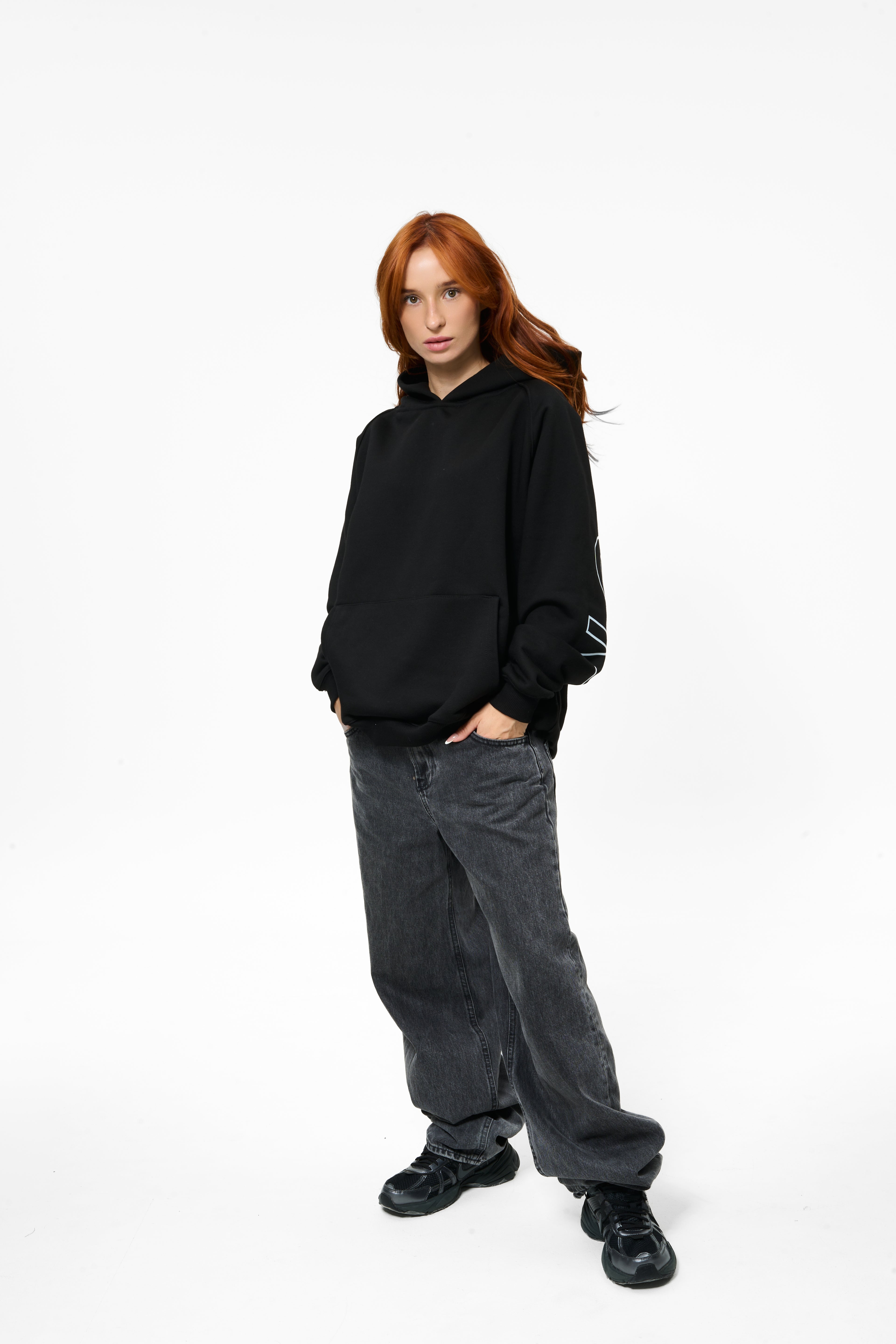 hoodie model 05