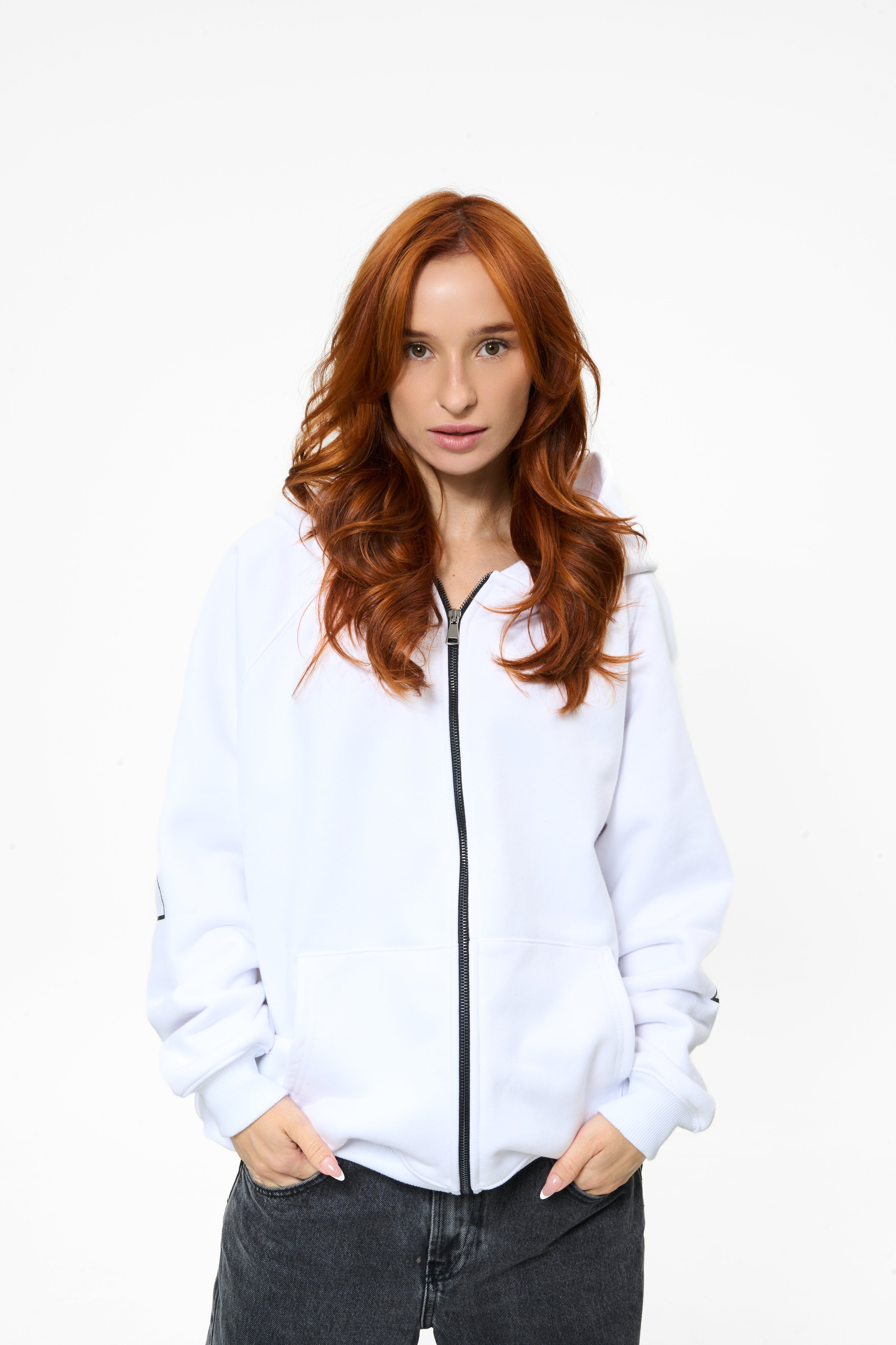 hoodie model 08