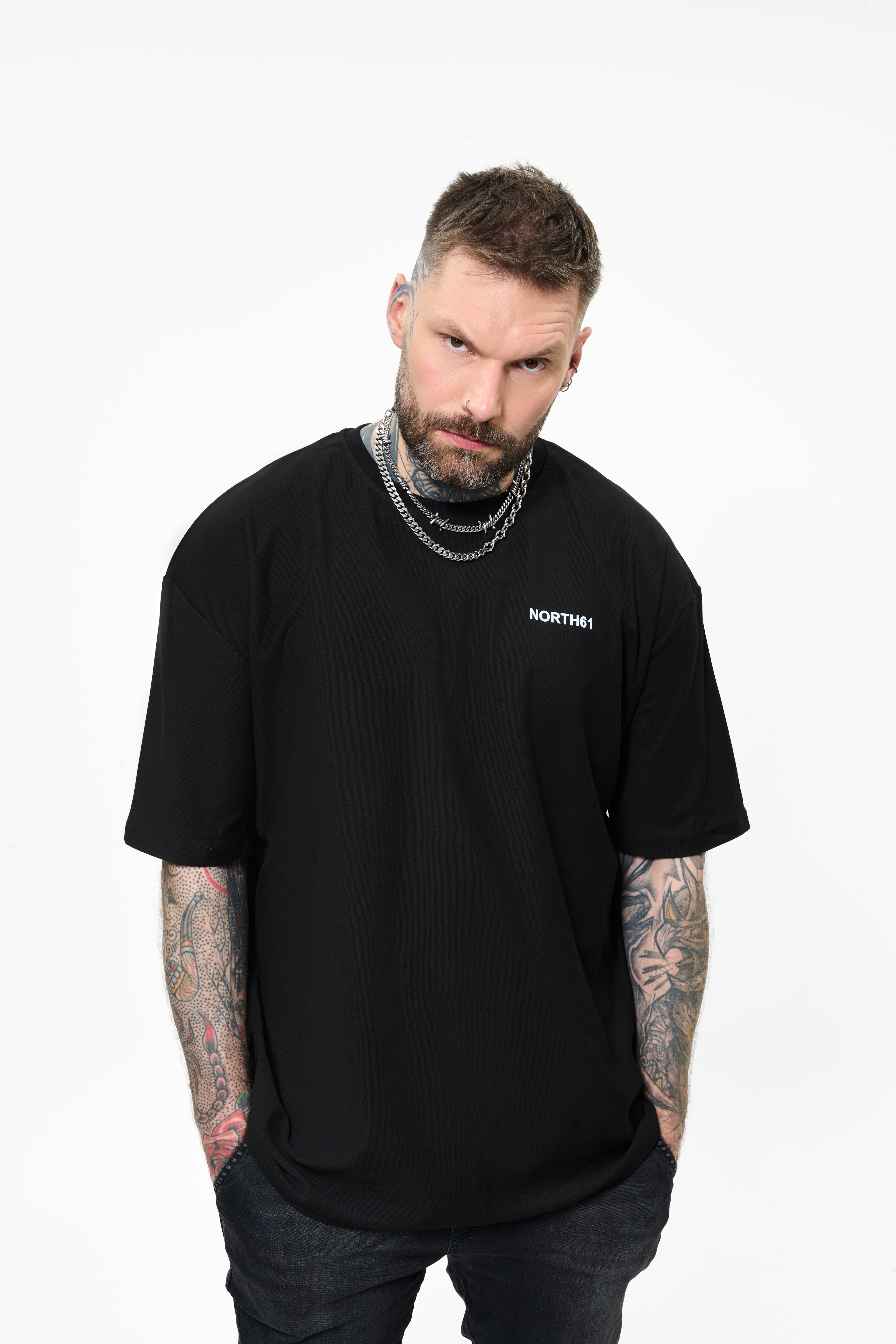 t-shirt model 01