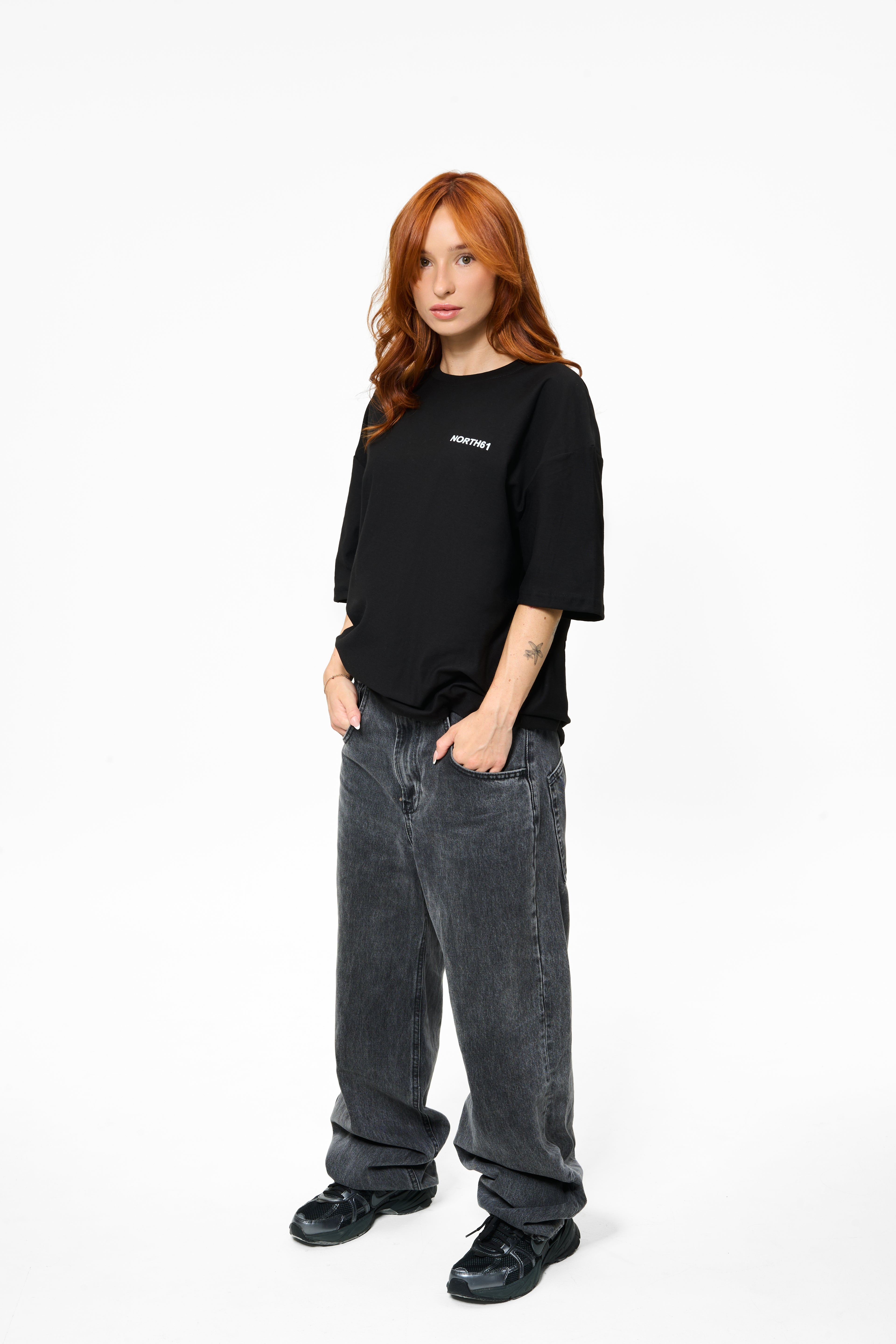t-shirt model 01