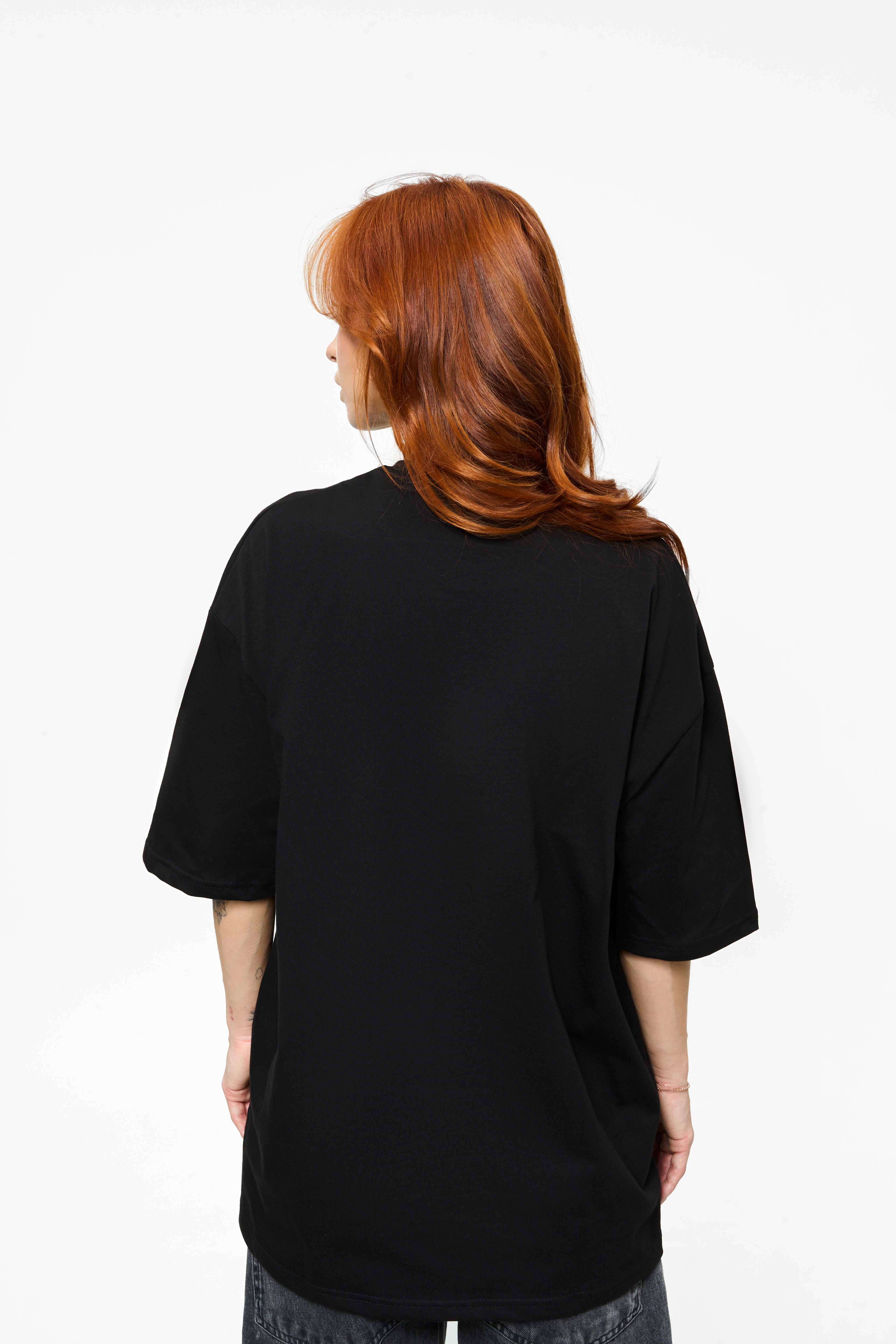 t-shirt model 02