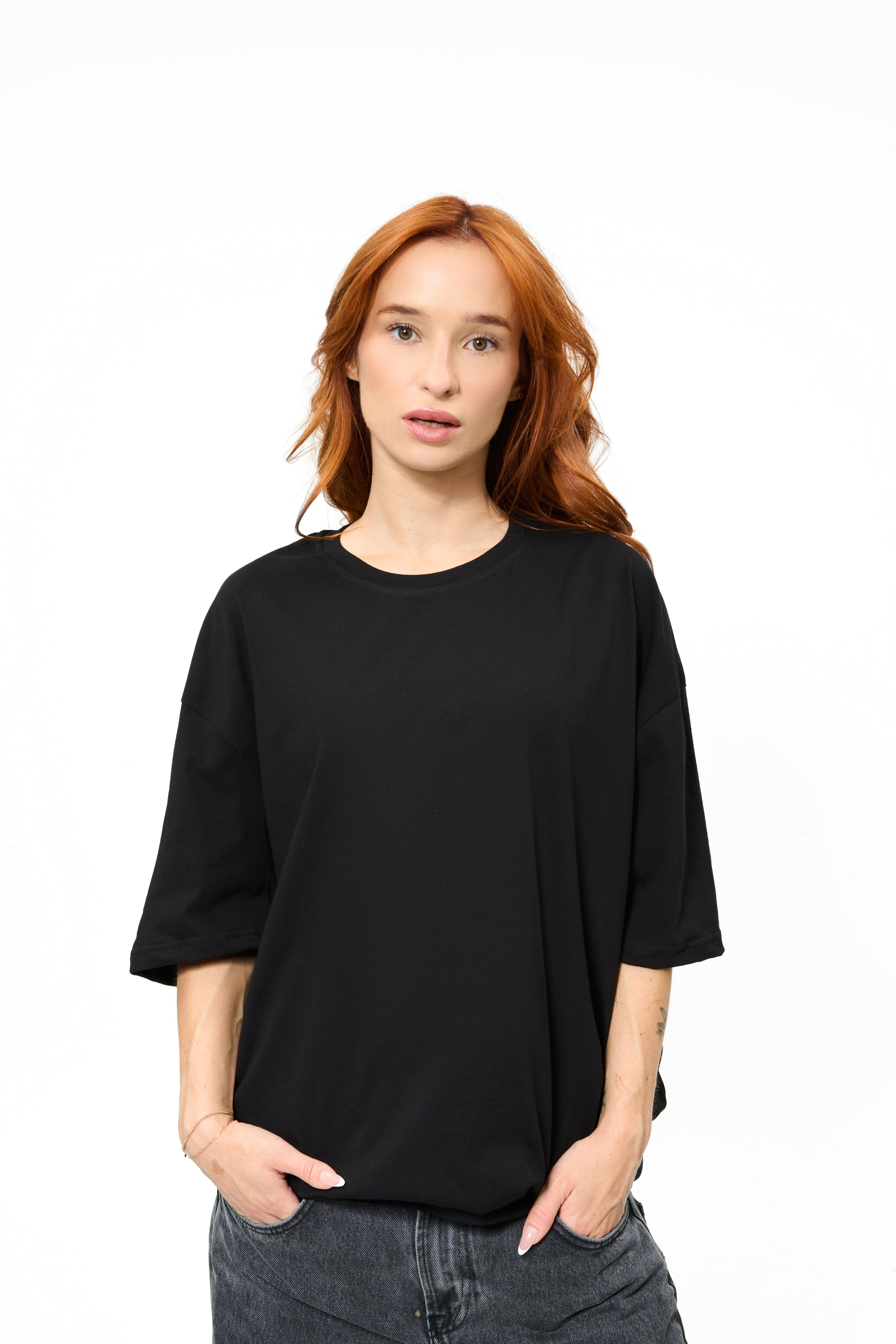 t-shirt model 04