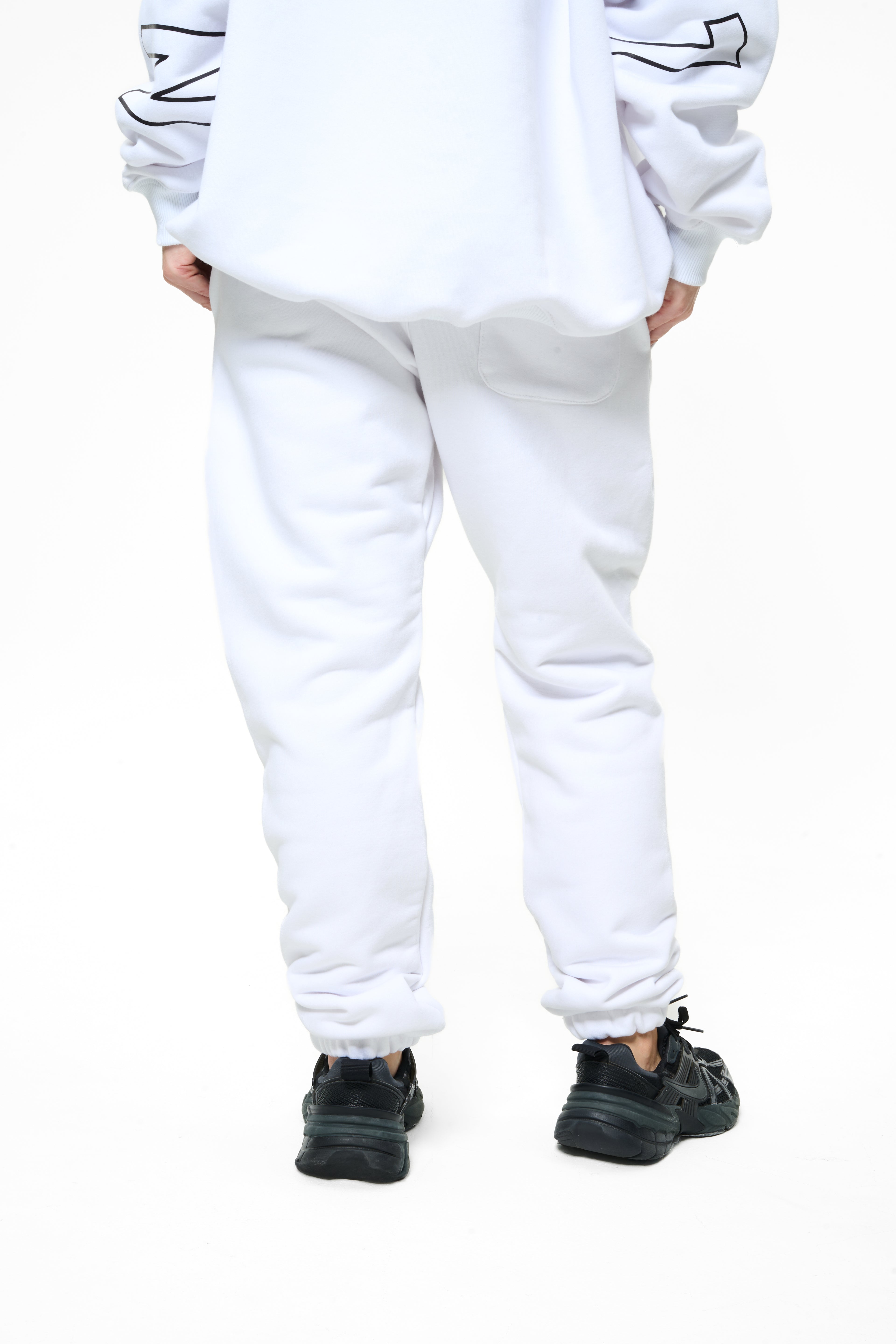 joggers model 01