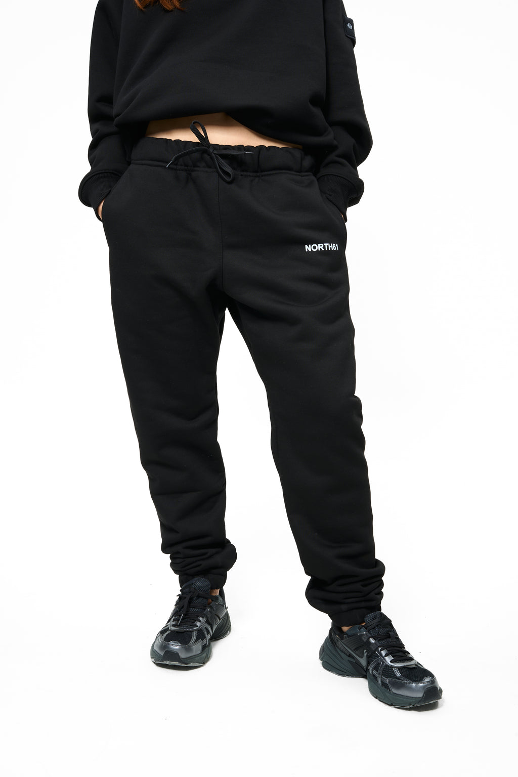 joggers model 01